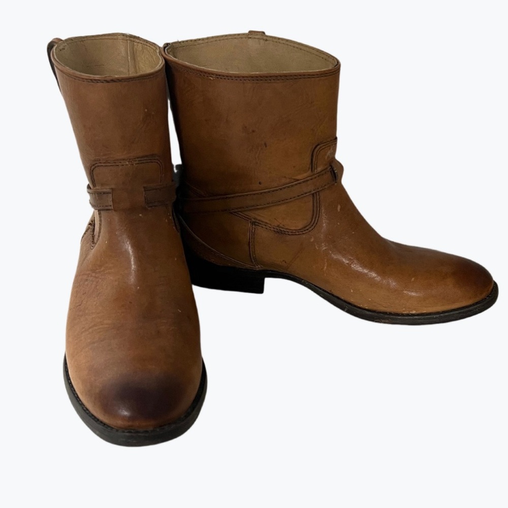 Frye Lindsay Plate Short Distressed Boots size 7.5 Brown